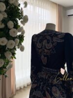 robe – Image 3